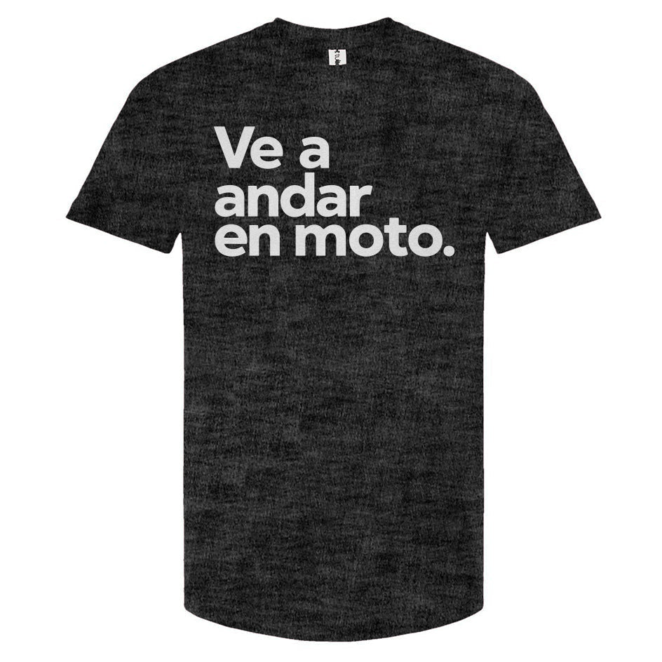 Ve a andar en moto T-shirt